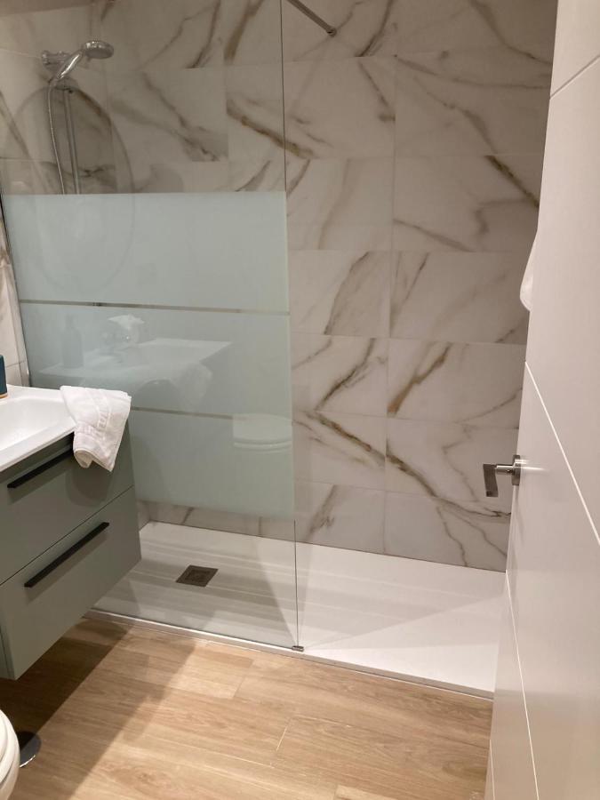 Skol 420C Fantastico 1 Dormitorio Primera Linea De Playa Marbella Luaran gambar