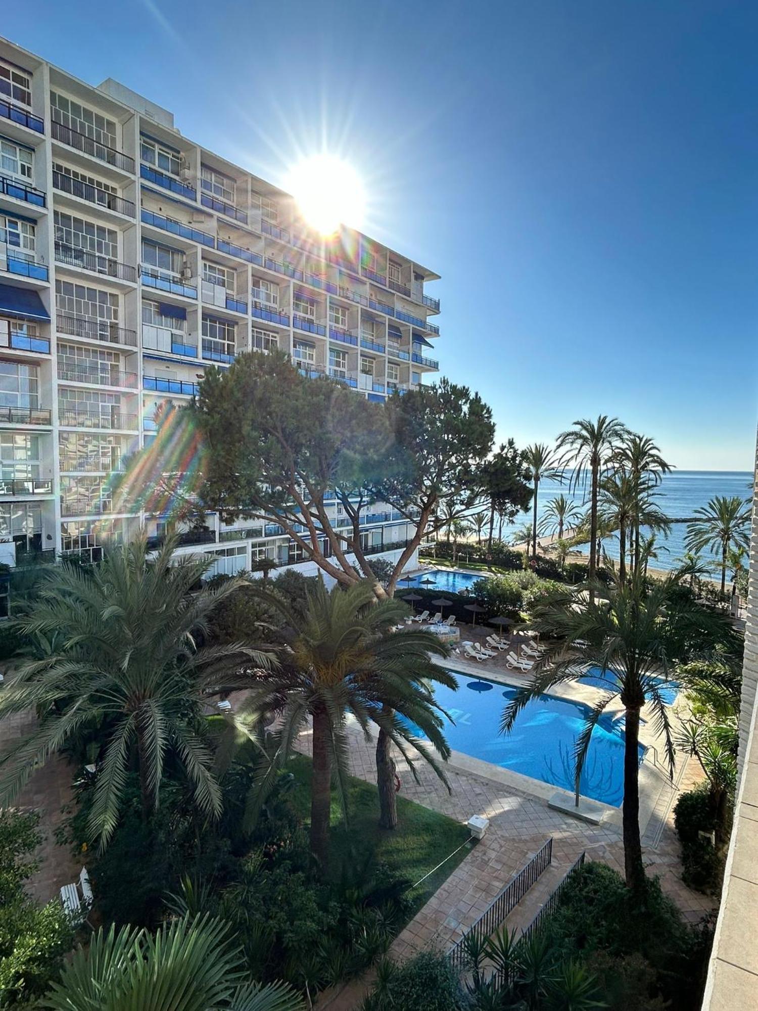 Skol 420C Fantastico 1 Dormitorio Primera Linea De Playa Marbella Luaran gambar