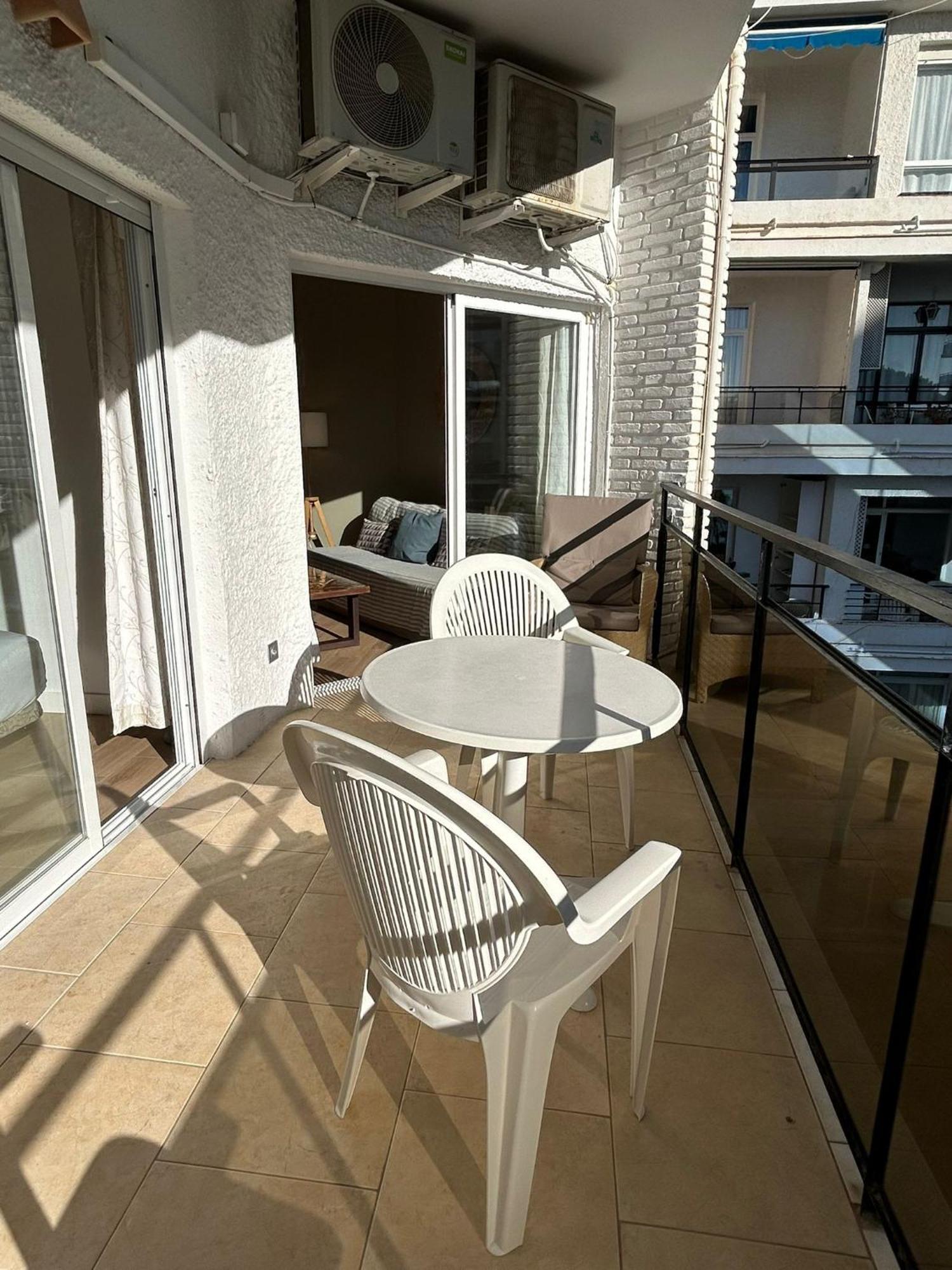 Skol 420C Fantastico 1 Dormitorio Primera Linea De Playa Marbella Luaran gambar